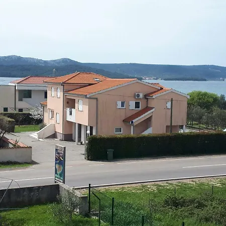 Ivana Apartment *